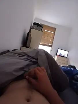 Levarboy