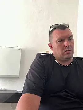 Mike8523 webcam