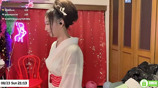 ERIKA-JP-168130 webcam