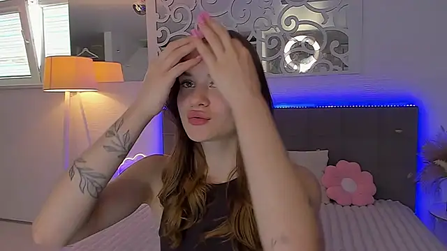 LuisaClover webcam