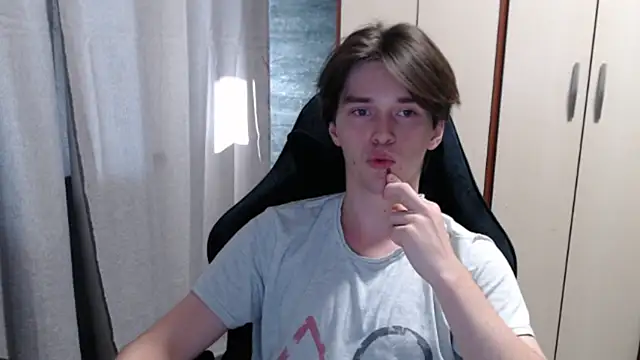 arthur___king live cam on StripChat