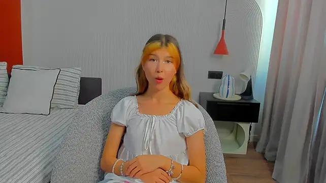 KrystynaOger webcam