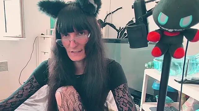 CeriseLapine webcam