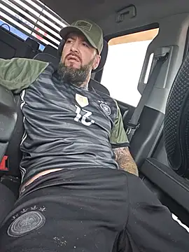Beardedtattood live sex cam