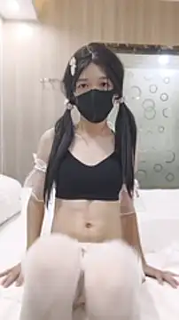 Youki_Eye live sex cam