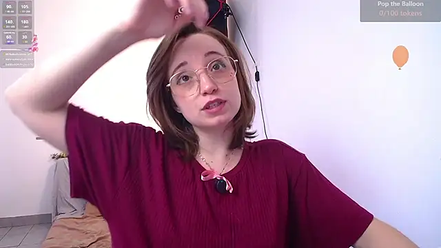 Elise_Nyx webcam
