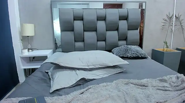 Charlie___Musk webcam