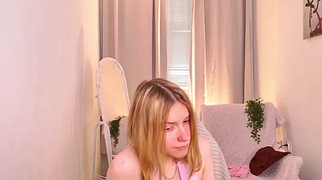 MilanaRayy webcam