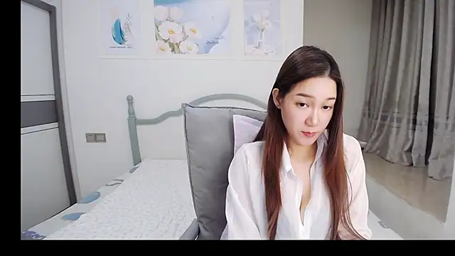 LilianXue webcam