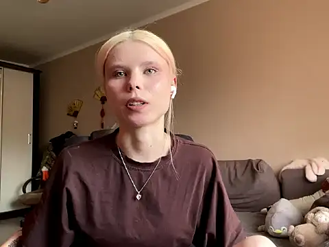 EdwinaDespres webcam