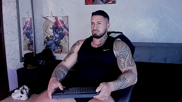 Cristian_Walker live sex cam
