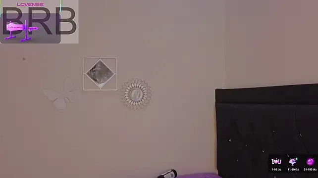 ass_naughty_20 webcam