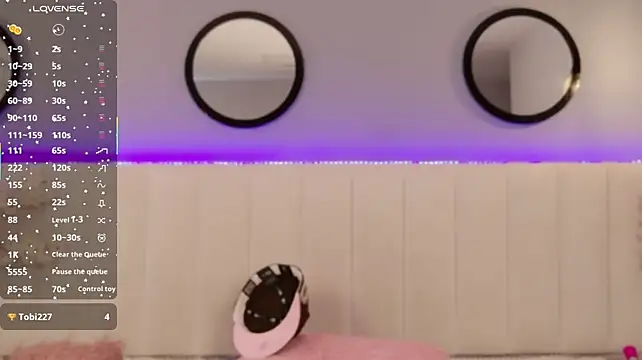 chelsea_bolton_ webcam