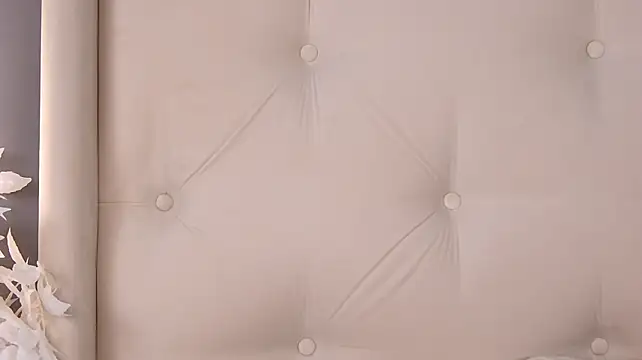 ur_wet_dreams webcam