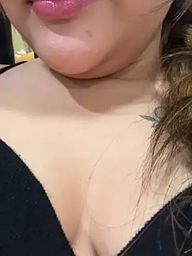 Pink_BabyDoll webcam