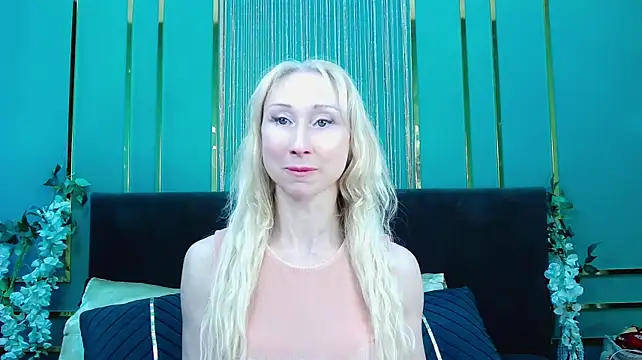 KissDreamm webcam