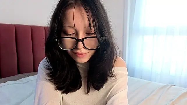 Mira_Rin webcam