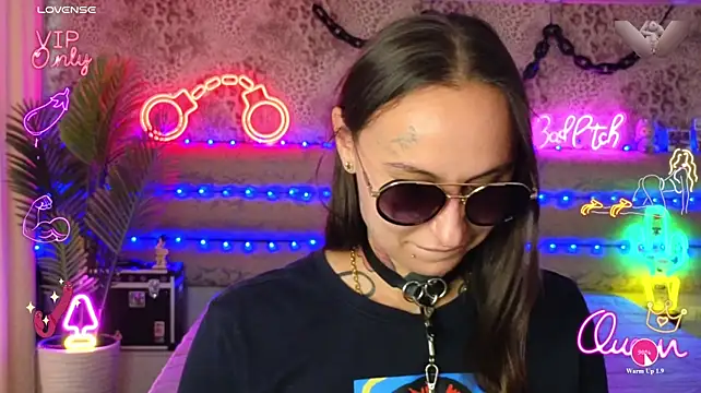 Cool_Freak_ webcam