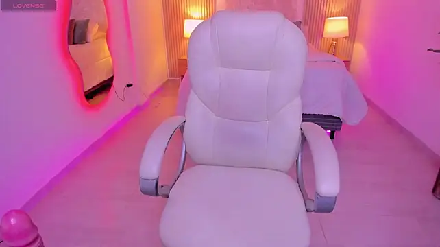 ANGIE-SMITH webcam