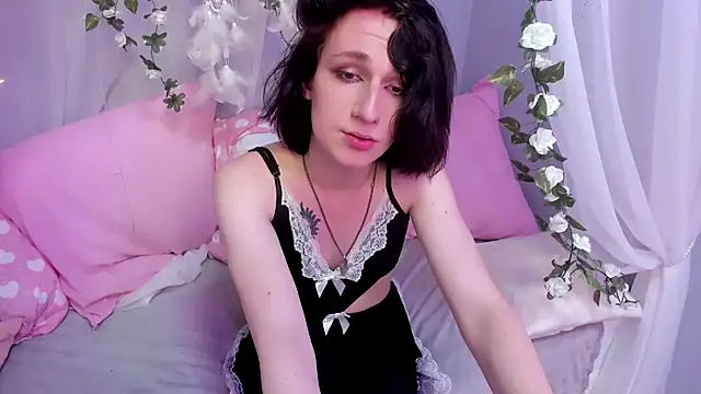 MickeQuinee webcam