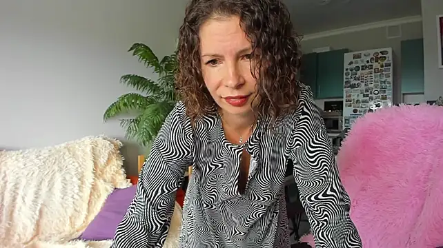 ChristinaGlory webcam
