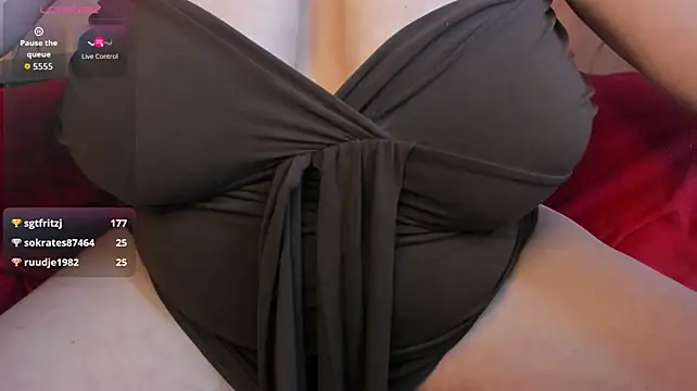 KellyPerfection webcam