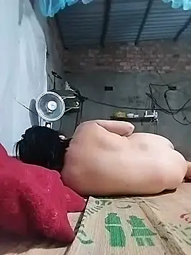 BigAss-69 webcam