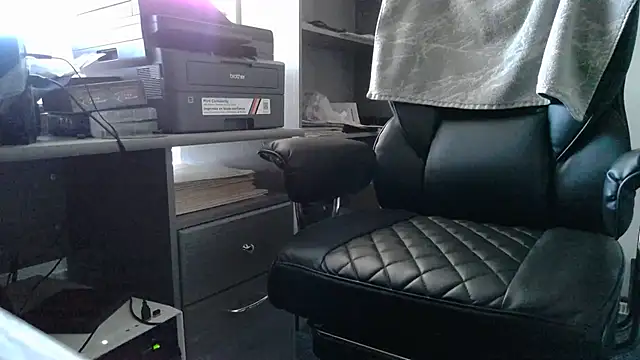 TrevorSteele webcam