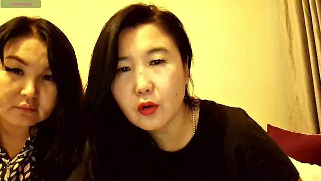 Bet_Lu live cam on StripChat