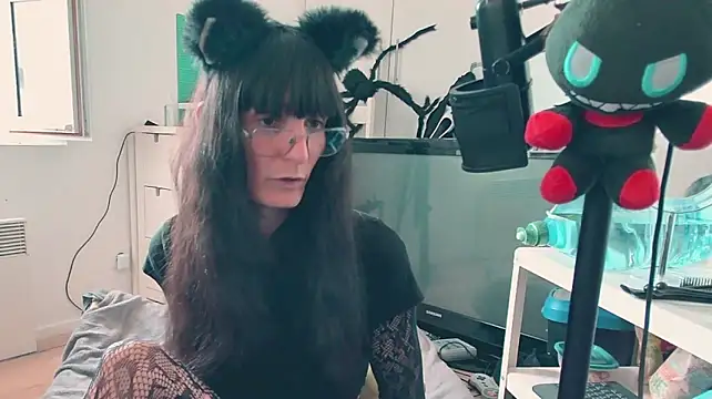 CeriseLapine webcam