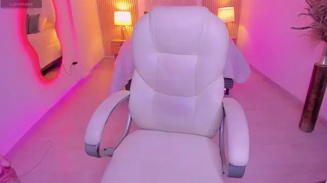 ANGIE-SMITH webcam