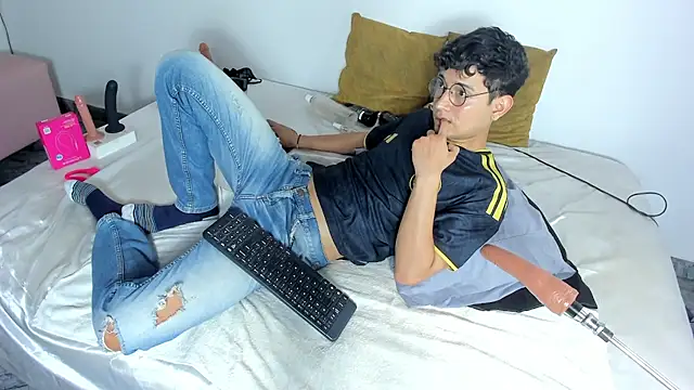 benjamin_buster (M young) - take control machine squirt