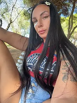 Partenope_Girl webcam