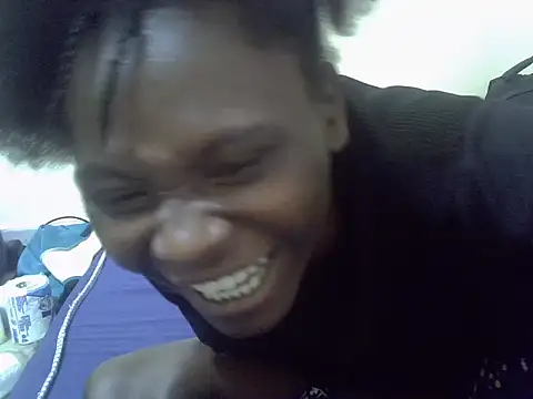 sexy_nesh live cam on StripChat