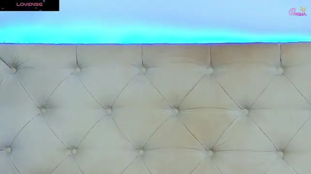 Daliya_ live cam on StripChat