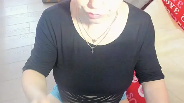 MildMature webcam