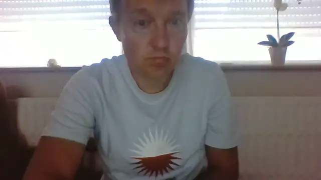 bertolini live cam on StripChat