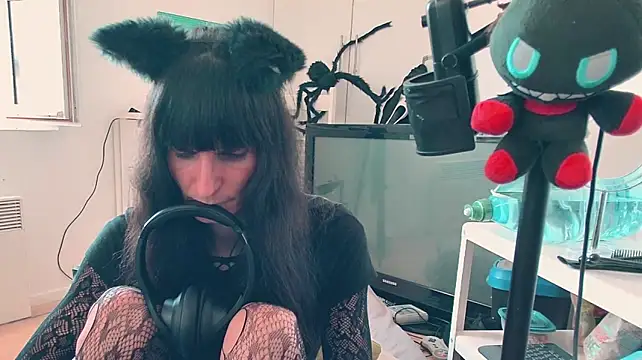 CeriseLapine webcam