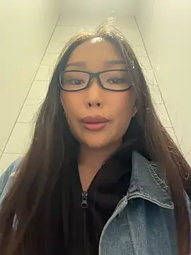 trytomakememoam webcam