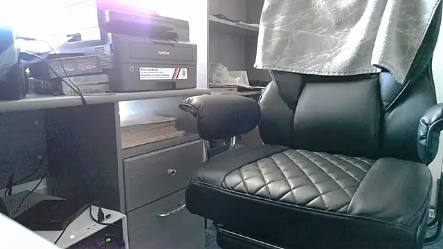 TrevorSteele webcam