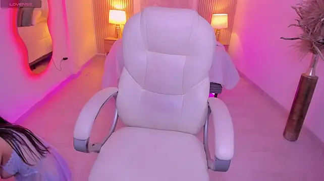 ANGIE-SMITH webcam