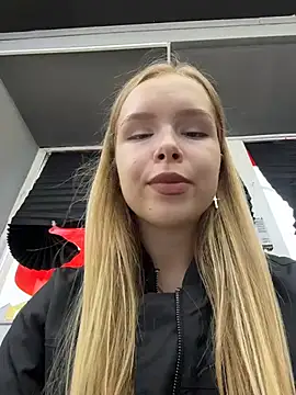 Liza_risky webcam