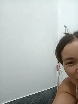 nangmo live cam on StripChat
