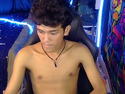 hugekenbigcock webcam