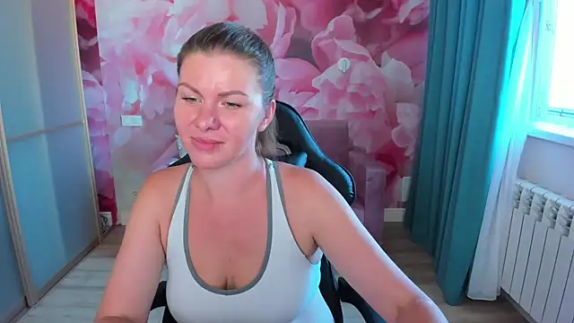LunaKissesx webcam