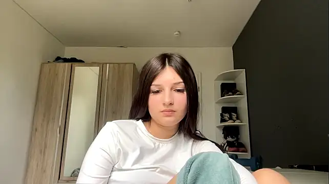 SpanishRooter webcam