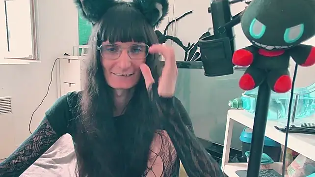 CeriseLapine webcam