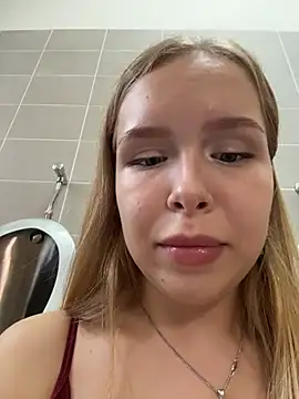 Liza_risky webcam