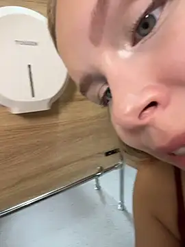 Liza_risky webcam