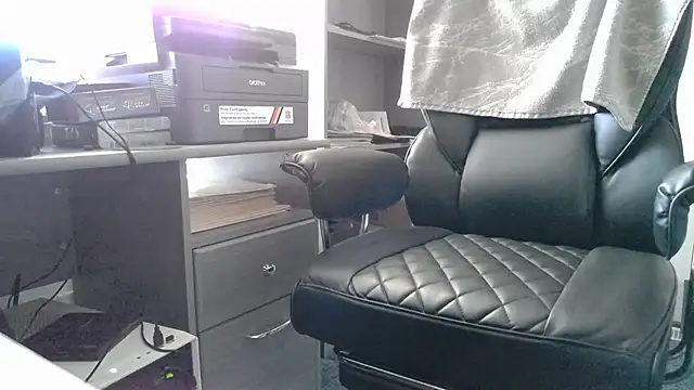 TrevorSteele webcam